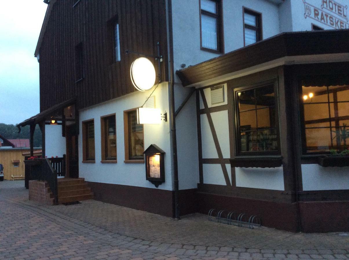 Hotel Ratskeller Neustadt Exterior foto